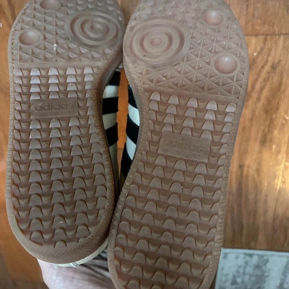 Adidas Samba Cream and Black Sneakers Sand Strata Black - Picture 6 of 7